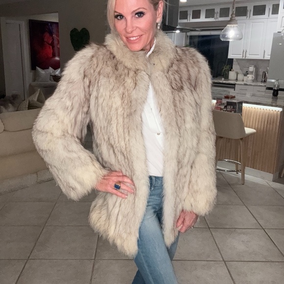 Jackets & Blazers - Genuine Blue Fox Fur Coat. In perfect condition.